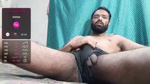 Snapshot of desi_boy799417 chatting on February 27, 3:48 pm desi_boy799417 online show from February 27, 3:48 pm