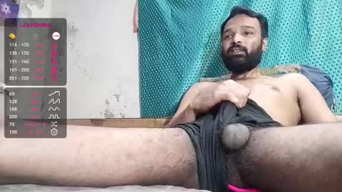Snapshot of desi_boy799417 chatting on March 4, 8:46 am desi_boy799417 online show from March 4, 8:46 am