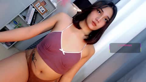 Snapshot of desirable_rica chatting on February 9, 9:52 pm desirable_rica online show from February 9, 9:52 pm