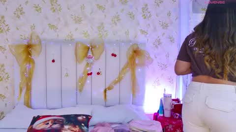 Sara Desire online show from December 19, 12:23 pm