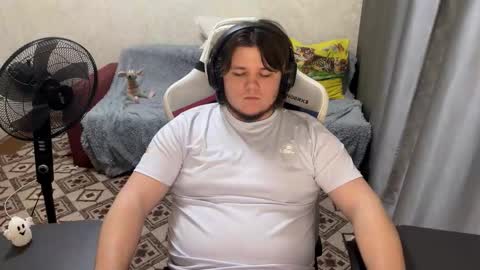 desiredude9 online show from October 14, 6:42 pm