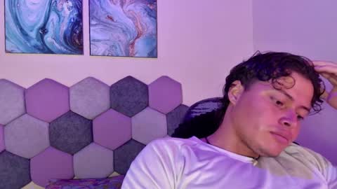 TORI AND MR. BEAR online show from October 4, 6:28 pm