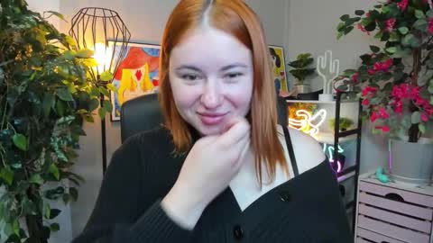 LAYLA online show from September 24, 6:28 am