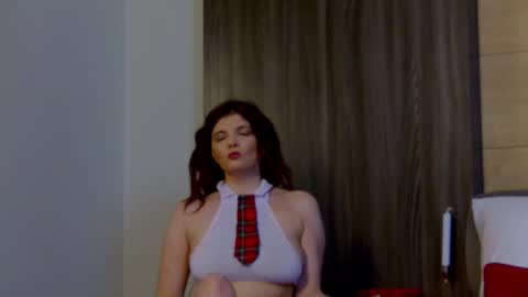 DesireMilf online show from March 19, 4:38 am