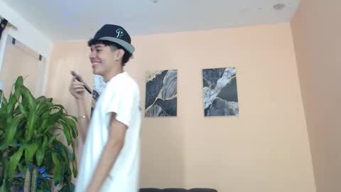 Snapshot of desiresofolympus_ chatting on March 22, 7:50 pm desiresofolympus_ online show from March 22, 7:50 pm