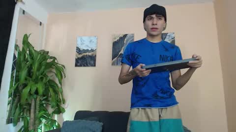 Snapshot of desiresofolympus_ chatting on March 24, 7:30 pm desiresofolympus_ online show from March 24, 7:30 pm