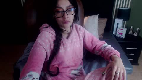 Desiring Angel online show from December 14, 9:29 am