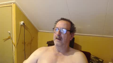 destelp online show from September 28, 6:57 pm