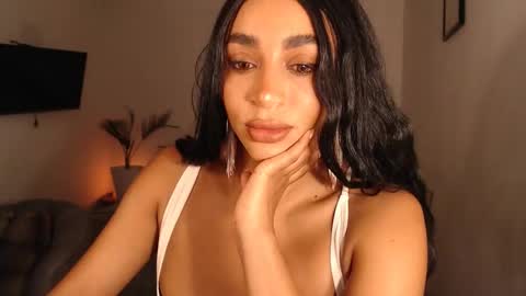 Destinne Mill online show from December 5, 10:24 am