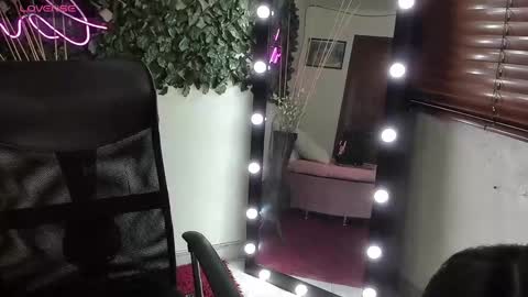 Destiny online show from November 11, 12:05 pm