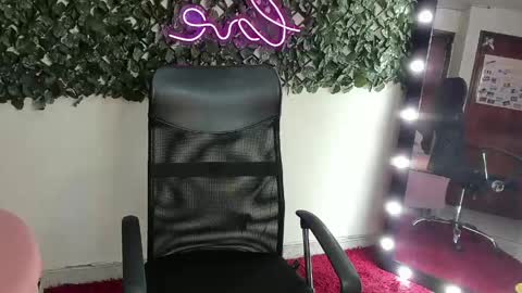 Destiny online show from May 7, 11:59 am
