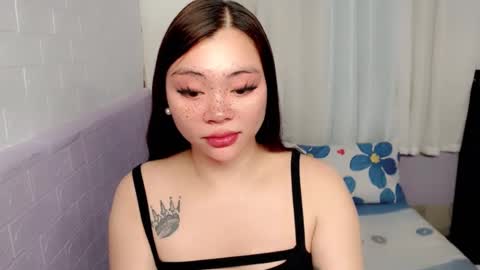 Snapshot of destinyroxie chatting on January 21, 1:54 pm ROXIE online show from January 21, 1:54 pm