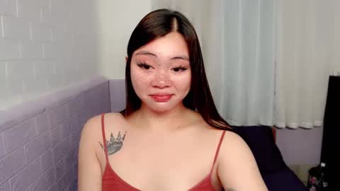 Snapshot of destinyroxie chatting on February 16, 5:04 pm ROXIE online show from February 16, 5:04 pm