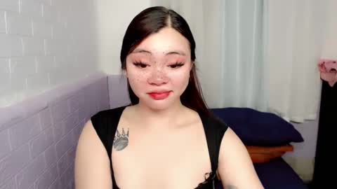 Snapshot of destinyroxie chatting on February 17, 3:58 am ROXIE online show from February 17, 3:58 am