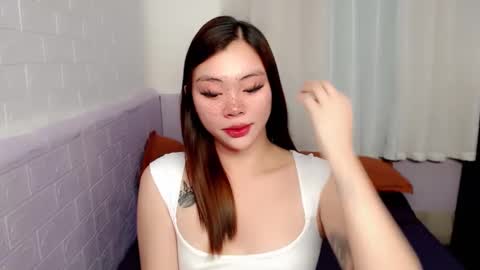 Snapshot of destinyroxie chatting on February 20, 12:15 pm ROXIE online show from February 20, 12:15 pm