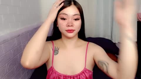 Snapshot of destinyroxie chatting on February 21, 2:39 am ROXIE online show from February 21, 2:39 am