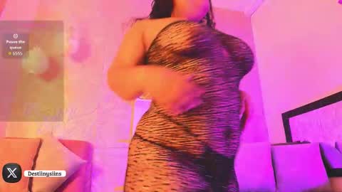 Snapshot of destinysins chatting on November 20, 12:16 pm Destinysins online show from November 20, 12:16 pm