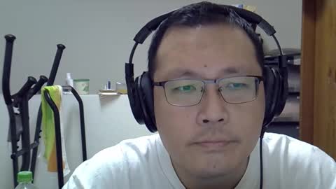 Snapshot of destroy1984 chatting on February 17, 5:26 am Destroy November 1984 online show from February 17, 5:26 am