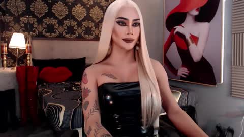 Snapshot of destroyermistressxxx chatting on February 8, 1:42 am destroyermistressxxx online show from February 8, 1:42 am