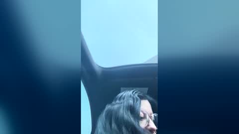 Snapshot of destroyliv chatting on February 20, 1:02 am Liv Vermillion online show from February 20, 1:02 am