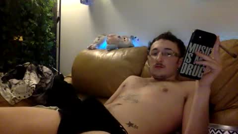 Snapshot of deusexmachine1 chatting on February 18, 11:01 pm deusexmachine1 online show from February 18, 11:01 pm