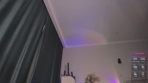 Deva online show from September 29, 11:59 am