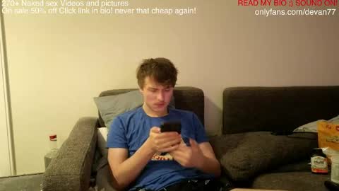 Devan online show from May 8, 9:03 am