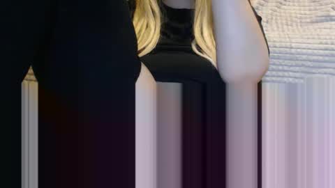 Lynn online show from February 21, 6:09 pm