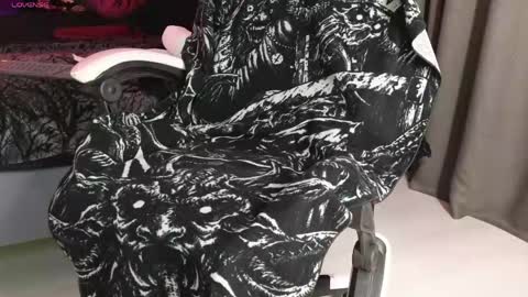 devil_s_bride online show from May 15, 4:36 pm