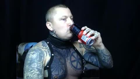 Snapshot of devilwithtats chatting on March 4, 7:47 am Lucian online show from March 4, 7:47 am