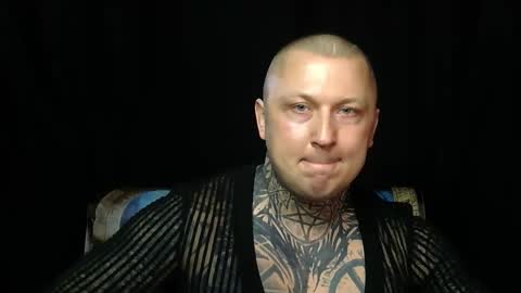 Snapshot of devilwithtats chatting on March 9, 7:56 am Lucian online show from March 9, 7:56 am