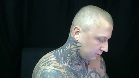 Snapshot of devilwithtats chatting on March 30, 7:20 am Lucian online show from March 30, 7:20 am