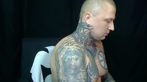 Snapshot of devilwithtats chatting on April 1, 1:52 pm Lucian online show from April 1, 1:52 pm