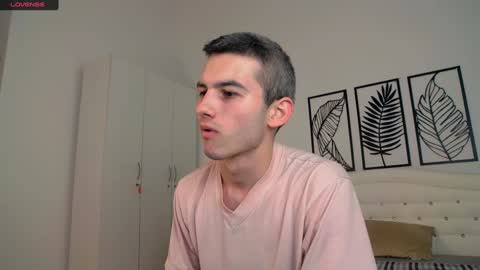 Snapshot of devin_ho chatting on February 3, 11:36 pm devin_ho online show from February 3, 11:36 pm