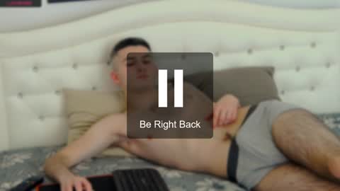 Snapshot of devin_ho chatting on February 6, 11:48 pm devin_ho online show from February 6, 11:48 pm