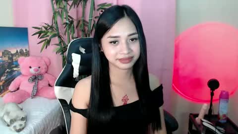 Devine Greyson online show from February 1, 1:09 pm