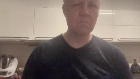 Devon online show from February 27, 1:27 am