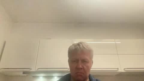Snapshot of devon_nite chatting on April 21, 11:29 pm Devon online show from April 21, 11:29 pm