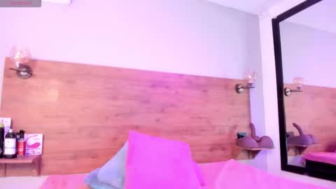 Mrs Devora online show from January 18, 6:12 pm