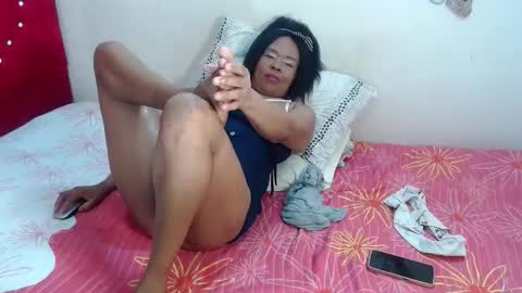 Snapshot of devorasexy2 chatting on November 29, 11:08 pm Devora.. online show from November 29, 11:08 pm