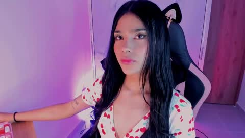 Sara 3 online show from May 18, 1:35 am