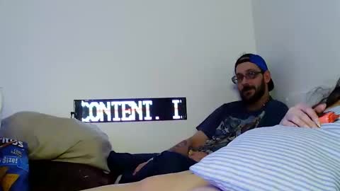 Snapshot of devykitten2018 chatting on April 4, 6:33 am devykitten online show from April 4, 6:33 am