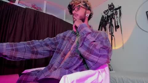 dex_ak586 online show from March 30, 11:39 pm