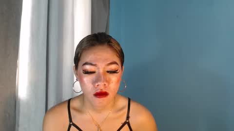 dexie121698 online show from February 5, 5:20 am