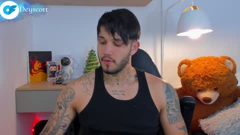 JULIAN online show from December 15, 1:35 am