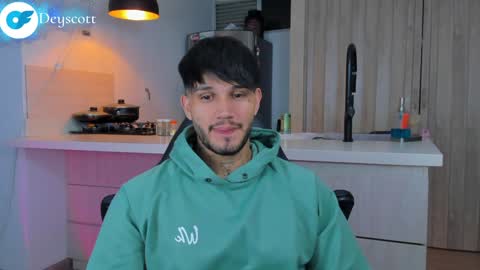 JULIAN online show from December 17, 11:49 pm