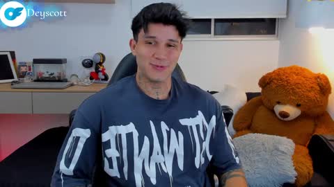 JULIAN online show from January 30, 12:18 am