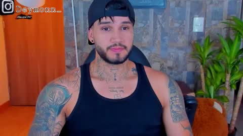 JULIAN online show from November 2, 5:59 pm