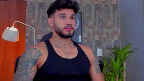 JULIAN online show from November 5, 5:35 pm