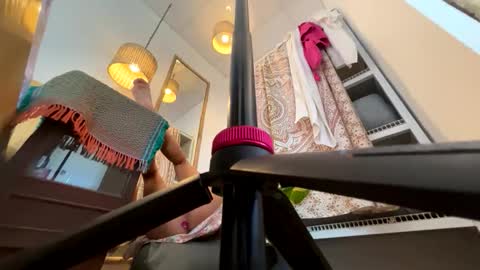 Snapshot of dfairyrabbit chatting on April 5, 6:54 am dfairyrabbit online show from April 5, 6:54 am